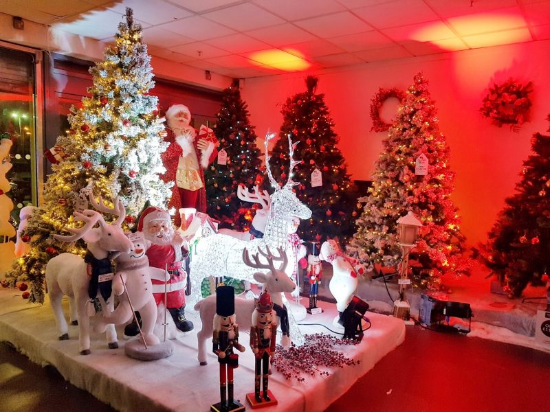 Musgrave Marketplace in Belfast is now open to the public! Super Busy