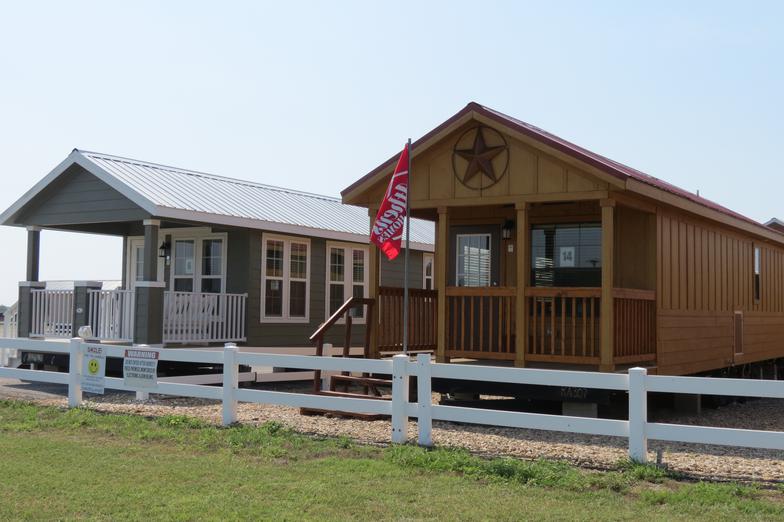 Recreational Resort Cottages and Cabins Rockwall, TX 75087