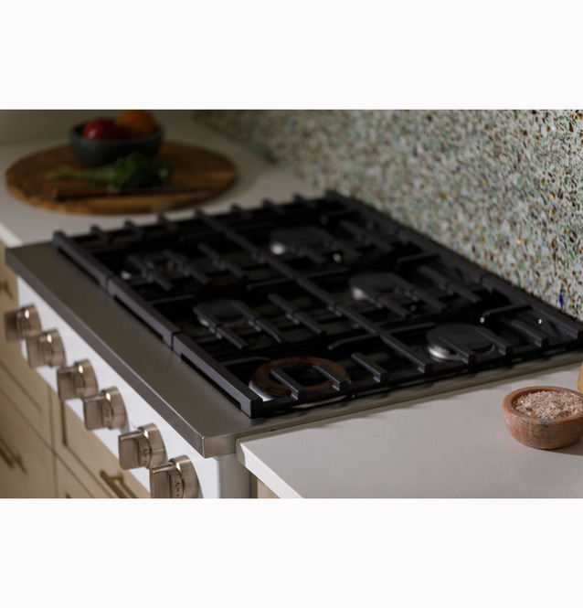 Café 36" CommercialStyle Gas Rangetop with 6 Burners (Natural Gas