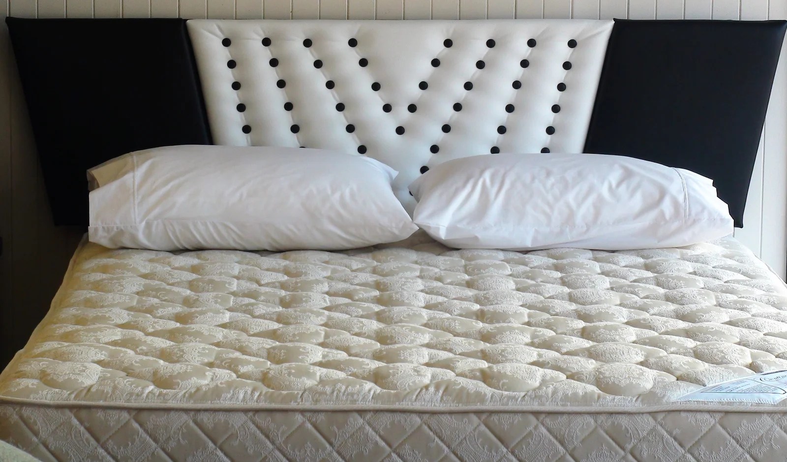 Deep Button Bed Head Supercraft Bedding