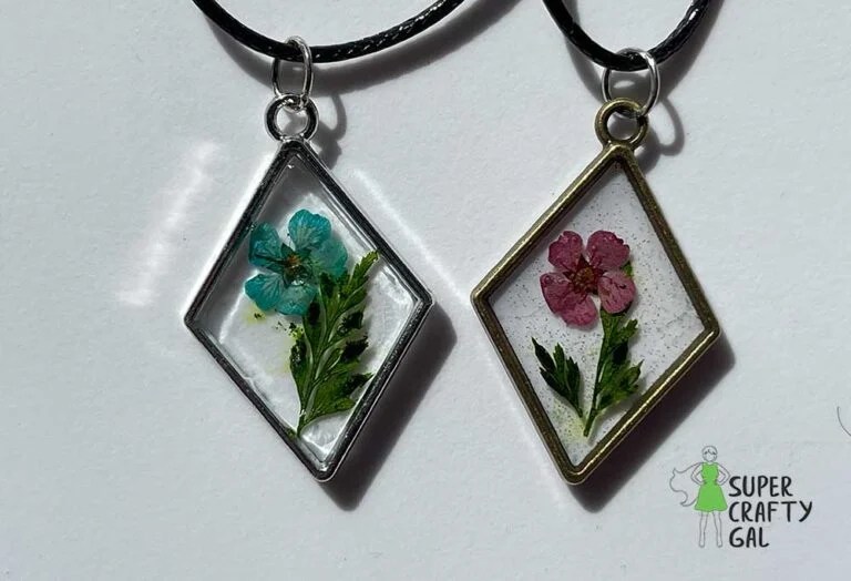How to Make Resin Jewelry with Flowers Super Crafty Gal