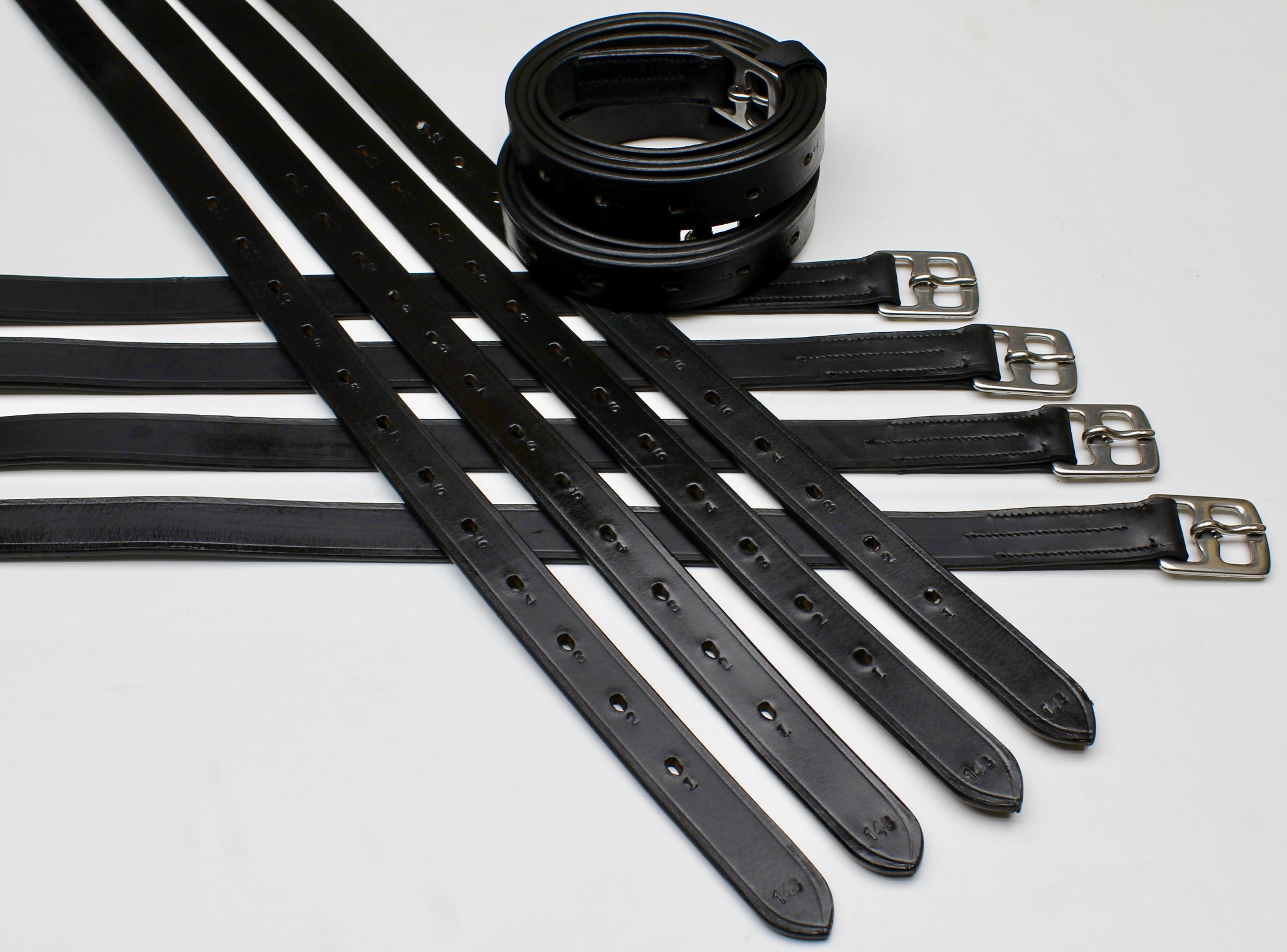 Stirrup Leathers Black Super Horse Saddlery