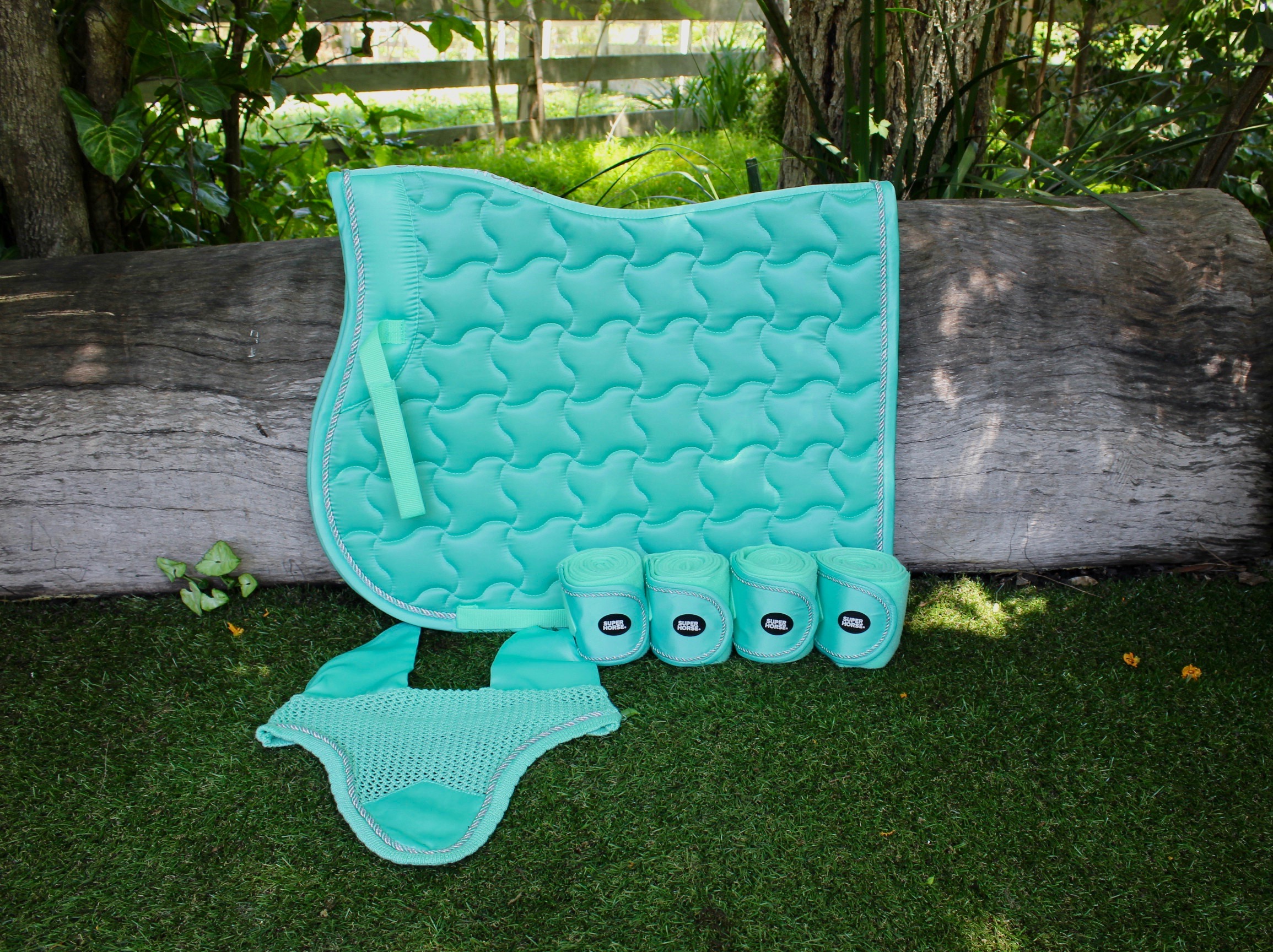 Mint Saddle Pad Set Super Horse Saddlery