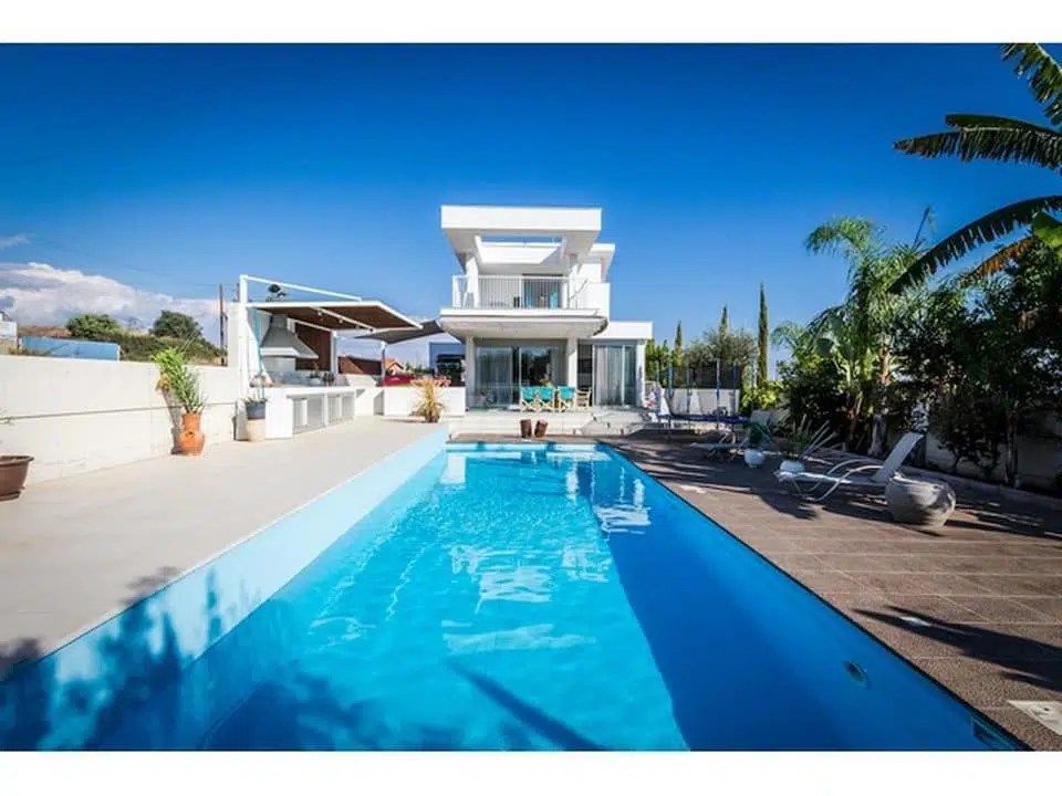 4 Bedroom Villa For Sale In Ypsonas Area (LI 5235) Real Estate