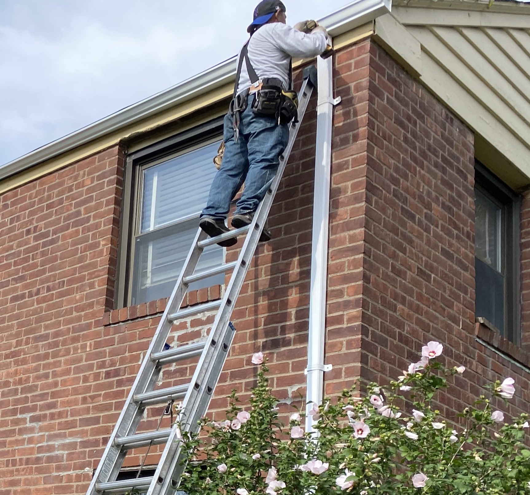 Replacing Storm Damaged Gutters in Rockland County