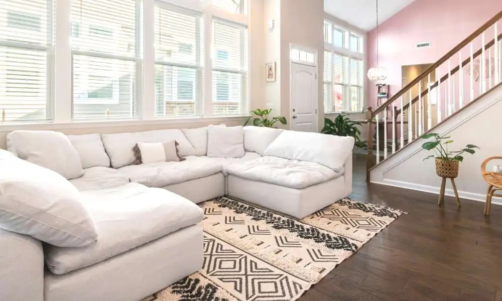 How to Arrange Sectional Sofa in Living Room