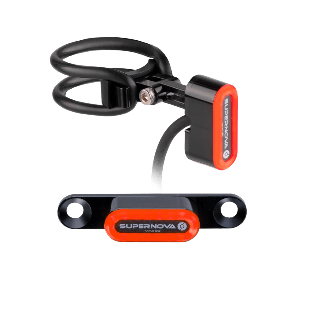 E3 TAIL LIGHT 2 12V Versions