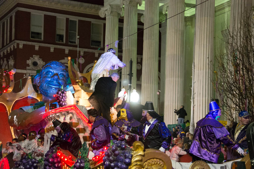 Review of Mardi Gras Grandstands Options Super NoVA Adventures