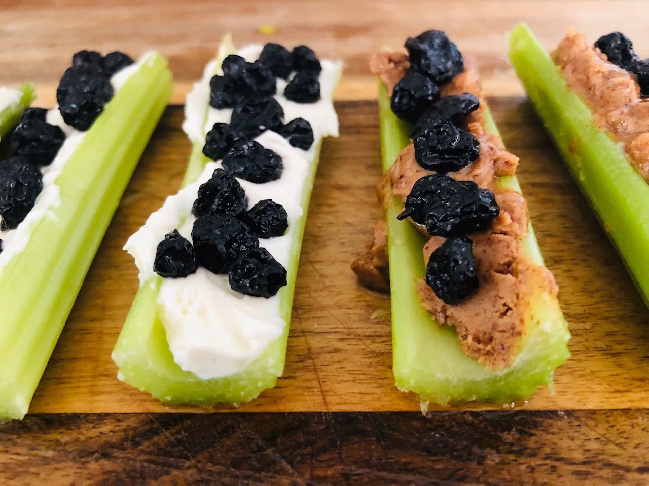 PROTEIN CELERY SNACKS (PALEO, KETO) Super Pop