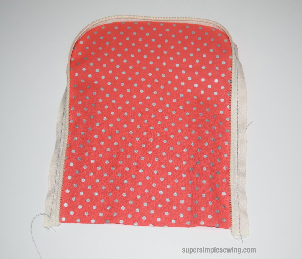 Continuous Zipper Pouch Tutorial and Pattern