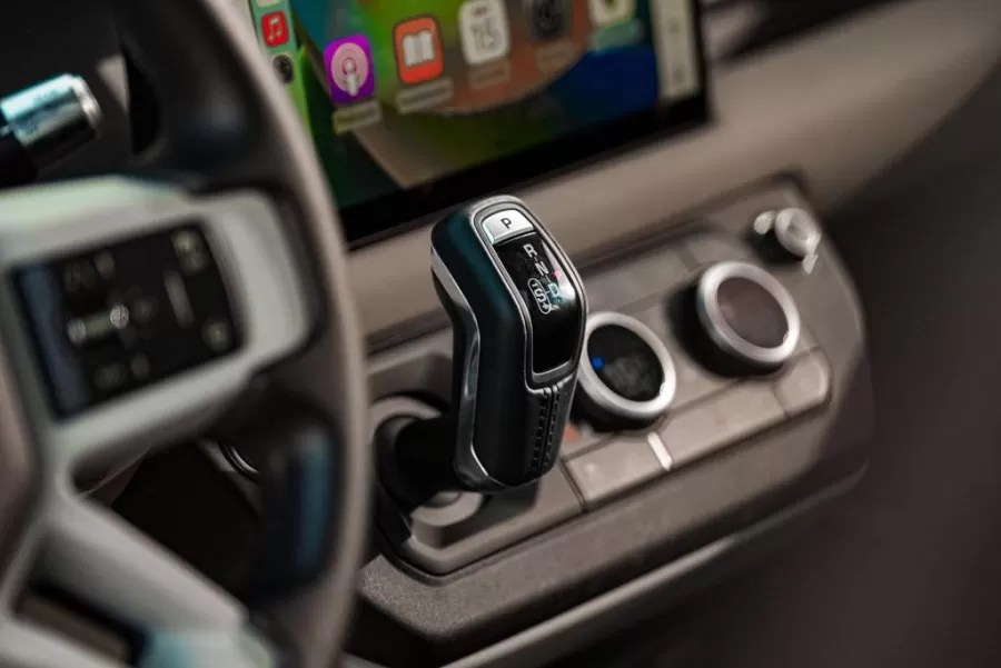 Rent Range Rover Defender In Dubai Super Sport Car Rental Dubai