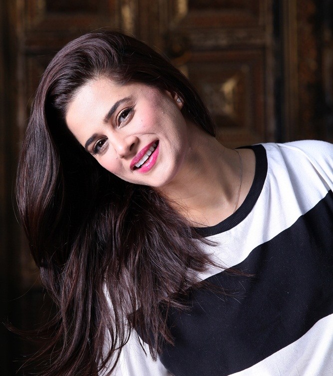 Mehreen Raheel Biography, Height & Life Story Super Stars Bio
