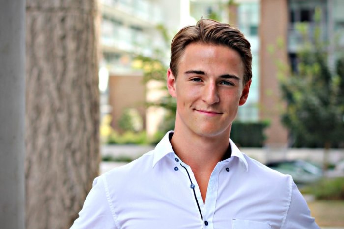 Evan Roderick Wiki, Biography, Age, Gallery, Spouse and more Evan Roderick Wiki, Biography, Age, Gallery, Spouse and more