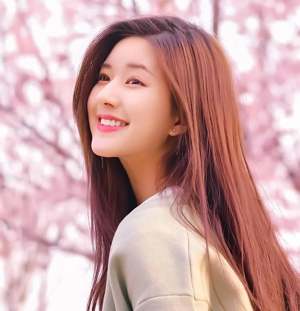 8 Things You Didn't Know About Zhao Lusi Super Stars Bio