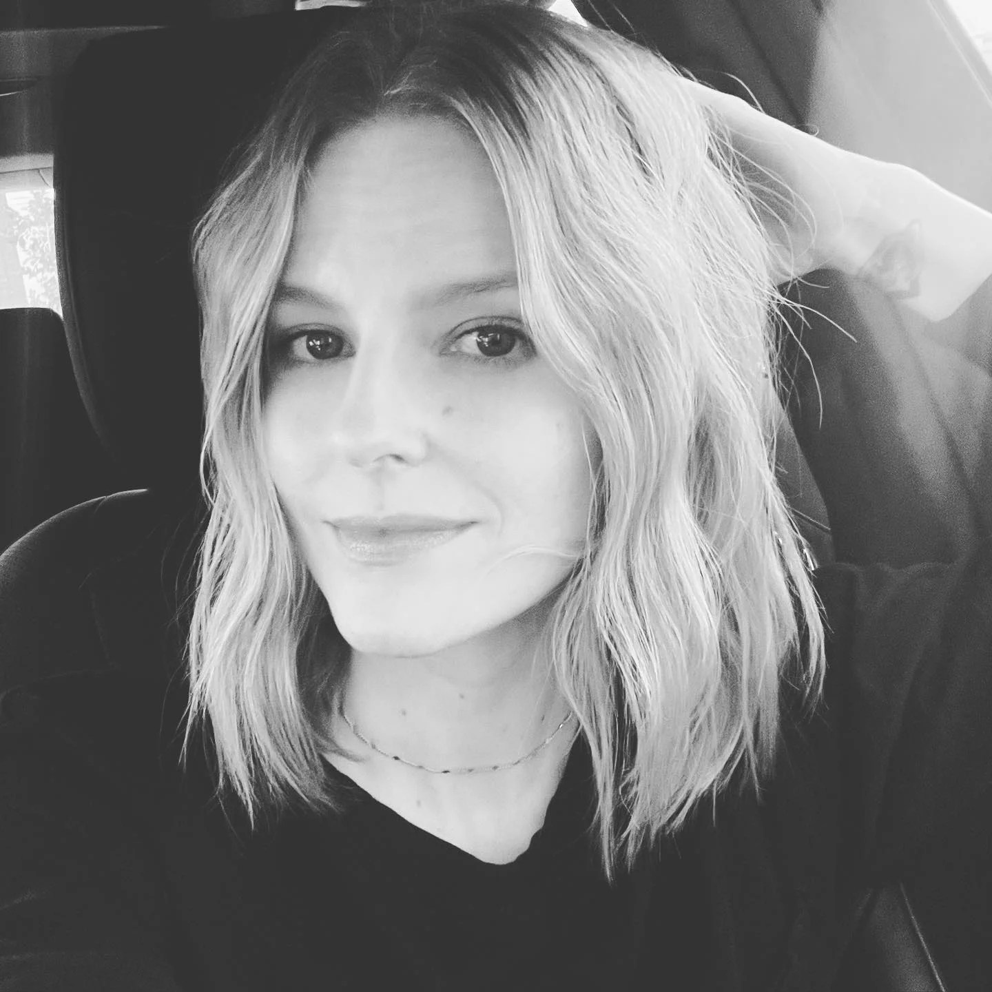 Chelsey Crisp Biography, Height & Life Story Super Stars Bio