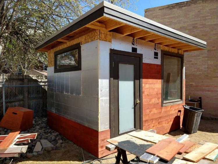 How Thick Are The Walls In A Typical Tiny House? Super Tiny Homes