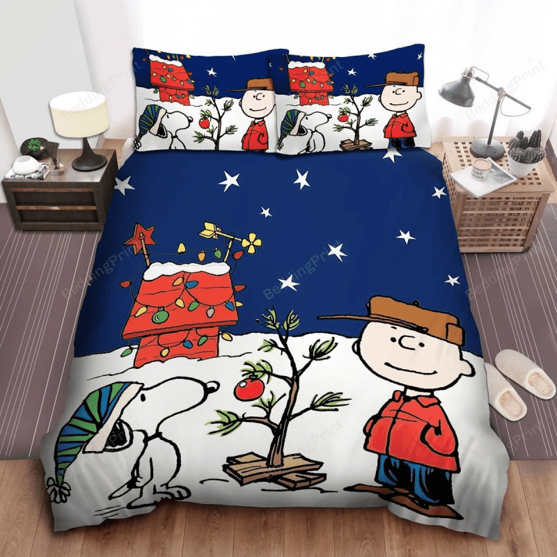 Peanuts Charlie Brown & Snoopy Decorating For Christmas Bed Sheets