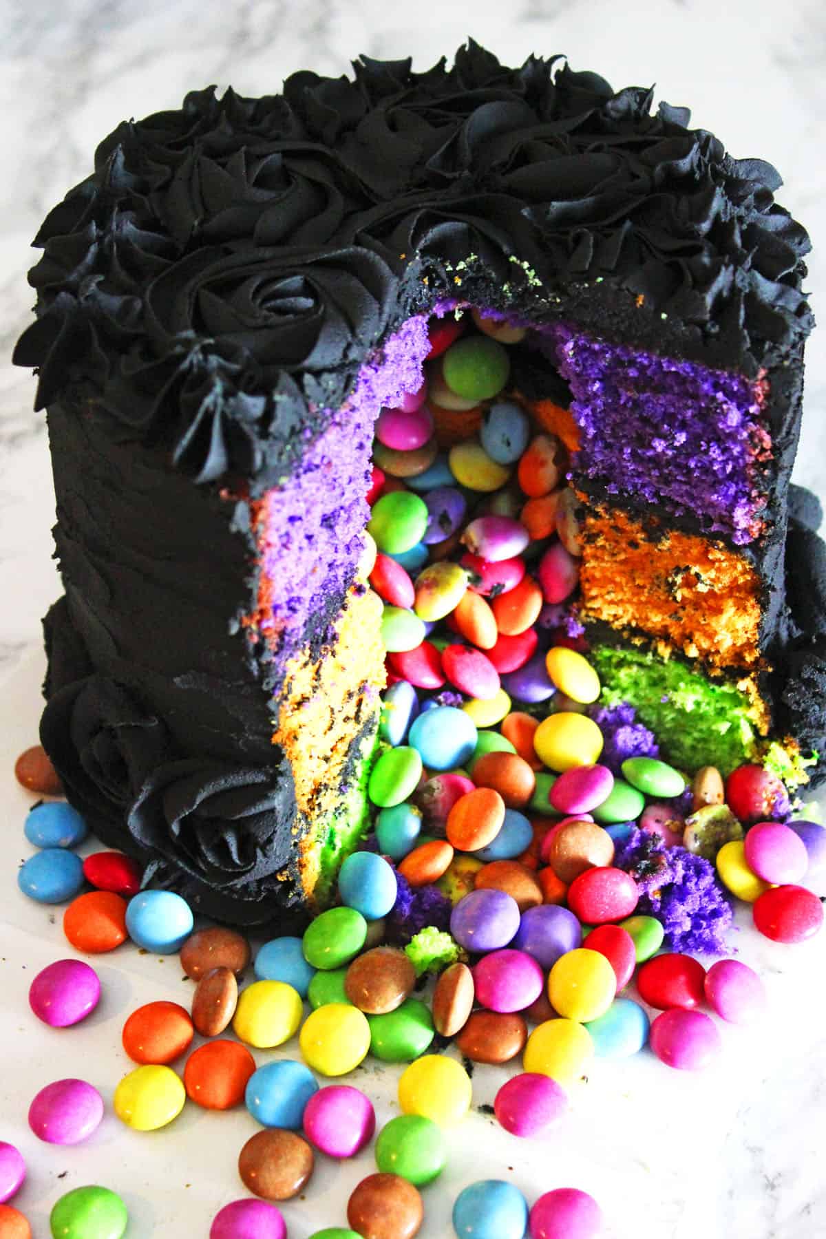 Halloween Piñata Cake Supper in the Suburbs
