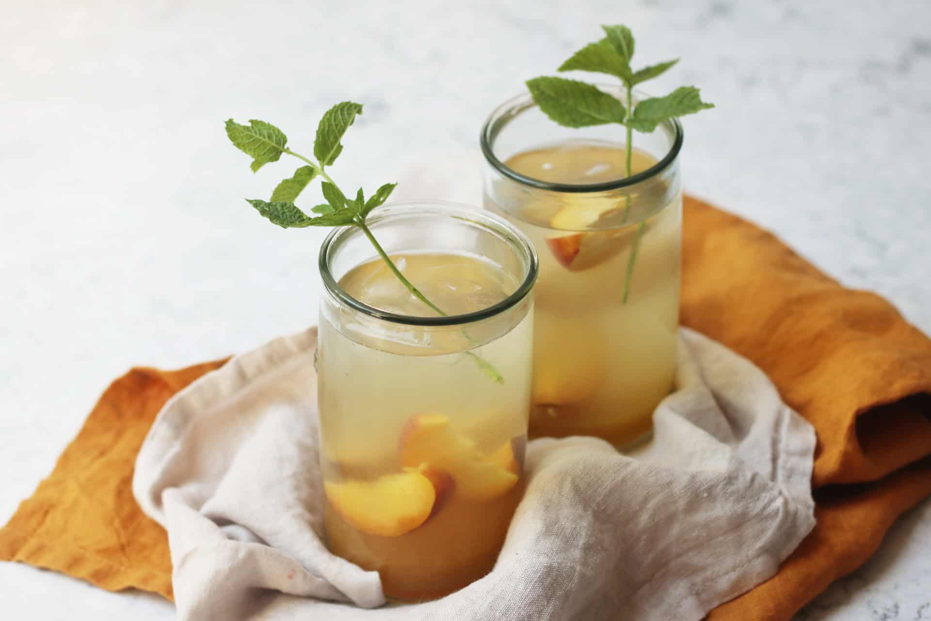 Fresh Peach Iced Tea Supper in the Suburbs