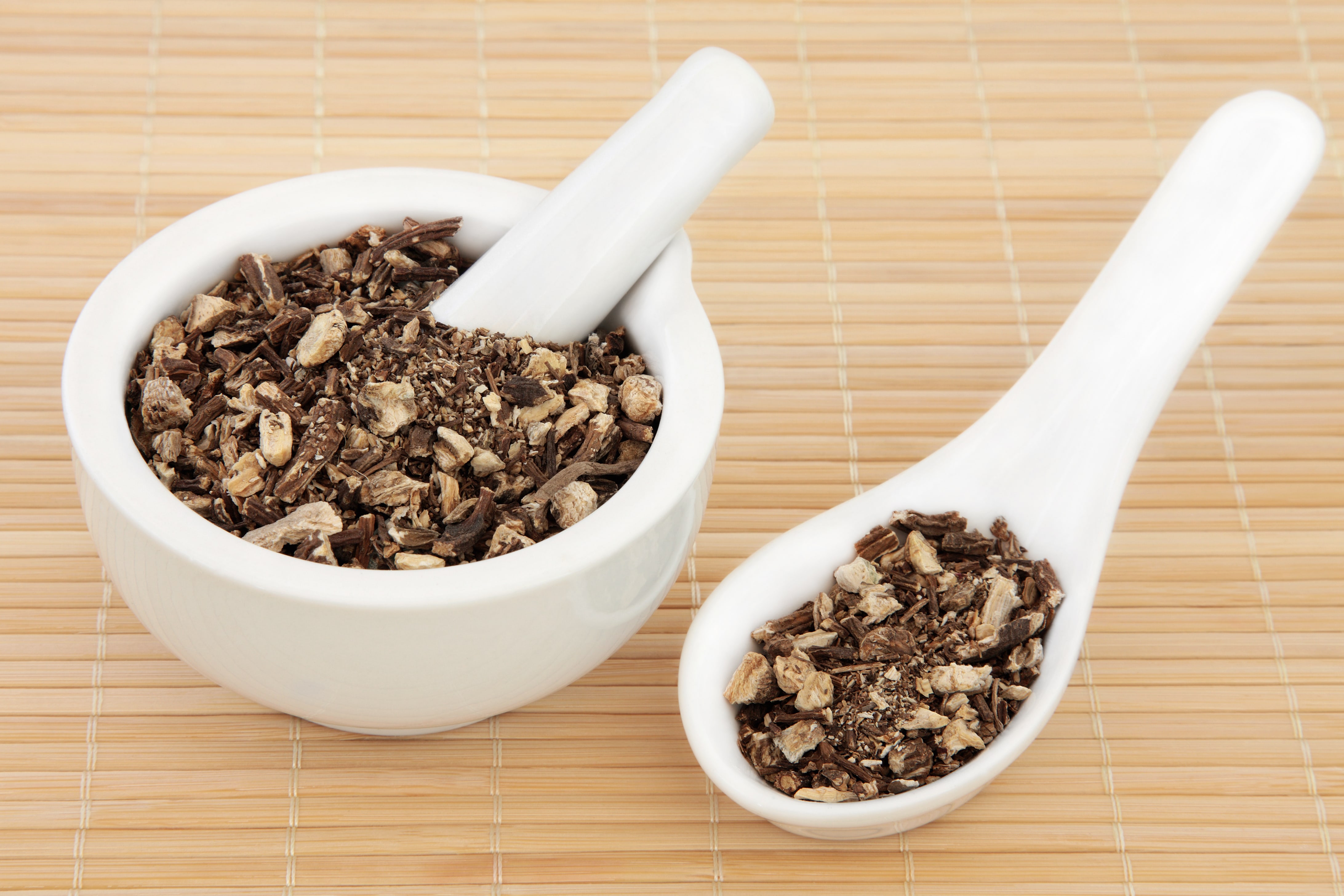 7+ Dong Quai Root Benefits & Uses + Dosage & Reviews SelfDecode