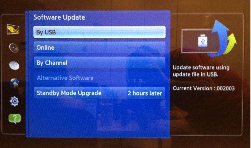 How can I manually update the firmware version on my Samsung Smart TV