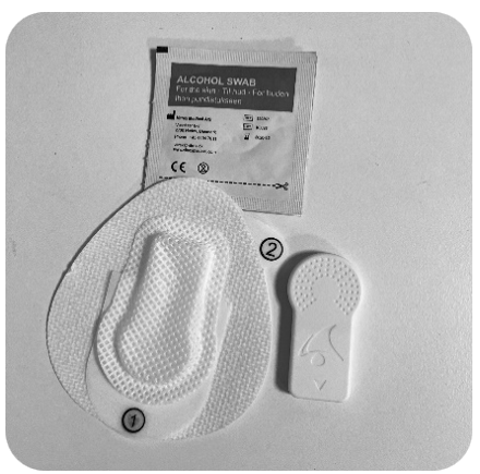 Assembly and positioning of sensor and patch – SENS Innovation ApS