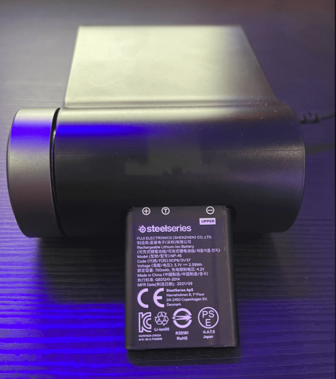 Remove and Install Nova Pro Wireless Battery – Support