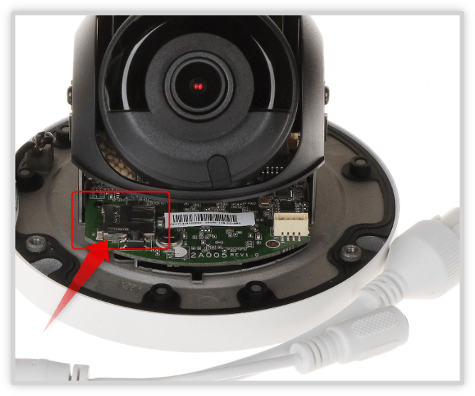 where is the SD card slot and reset in SFIPD835WA4PHV? Visiotech