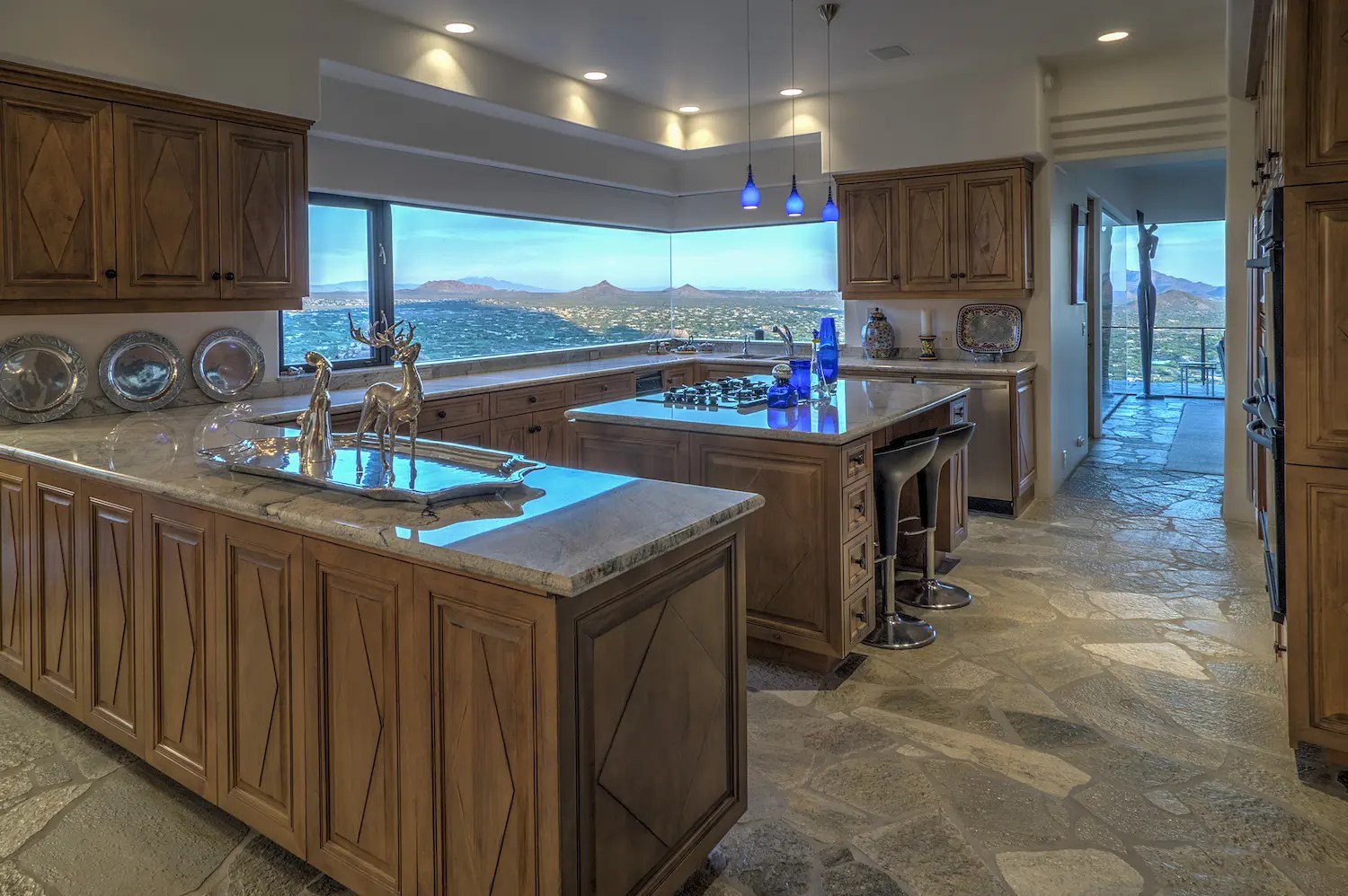 Luxury NoReserve Auction Contemporary Home for Sale in Carefree