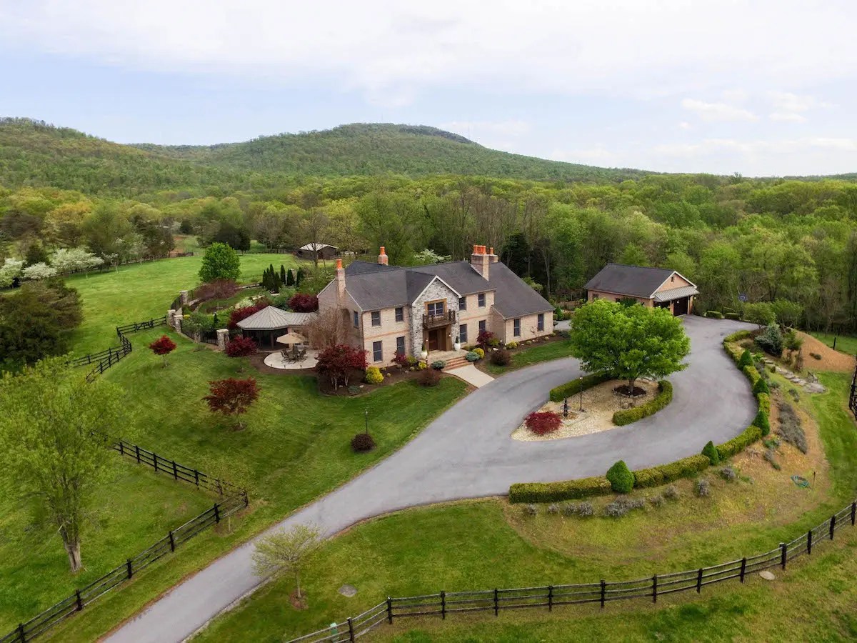 76Acre Horse Farm & Home For Sale In Western Maryland [Luxury MD Auction]