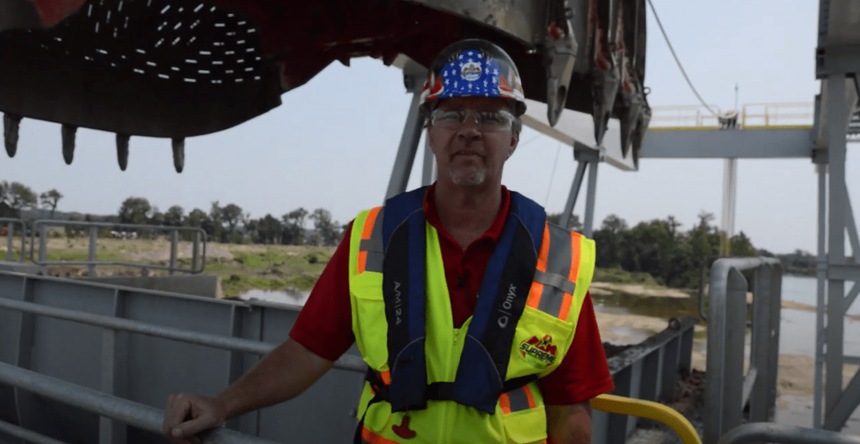 Dredge providing Barrett Paving distinct advantages Supreme Manufacturing