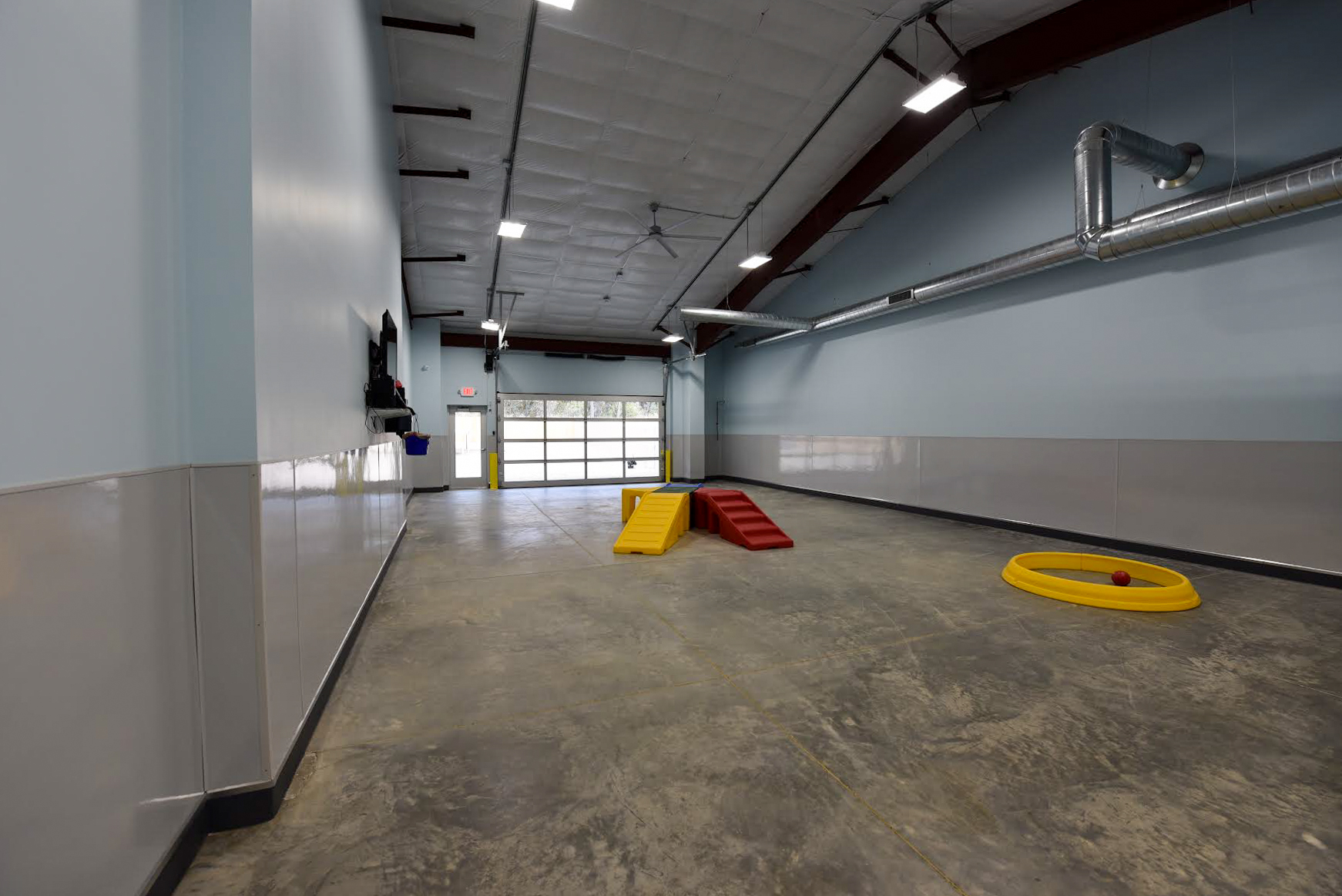 Leader of the Pack Doggie Daycare Supreme Structures, Inc.