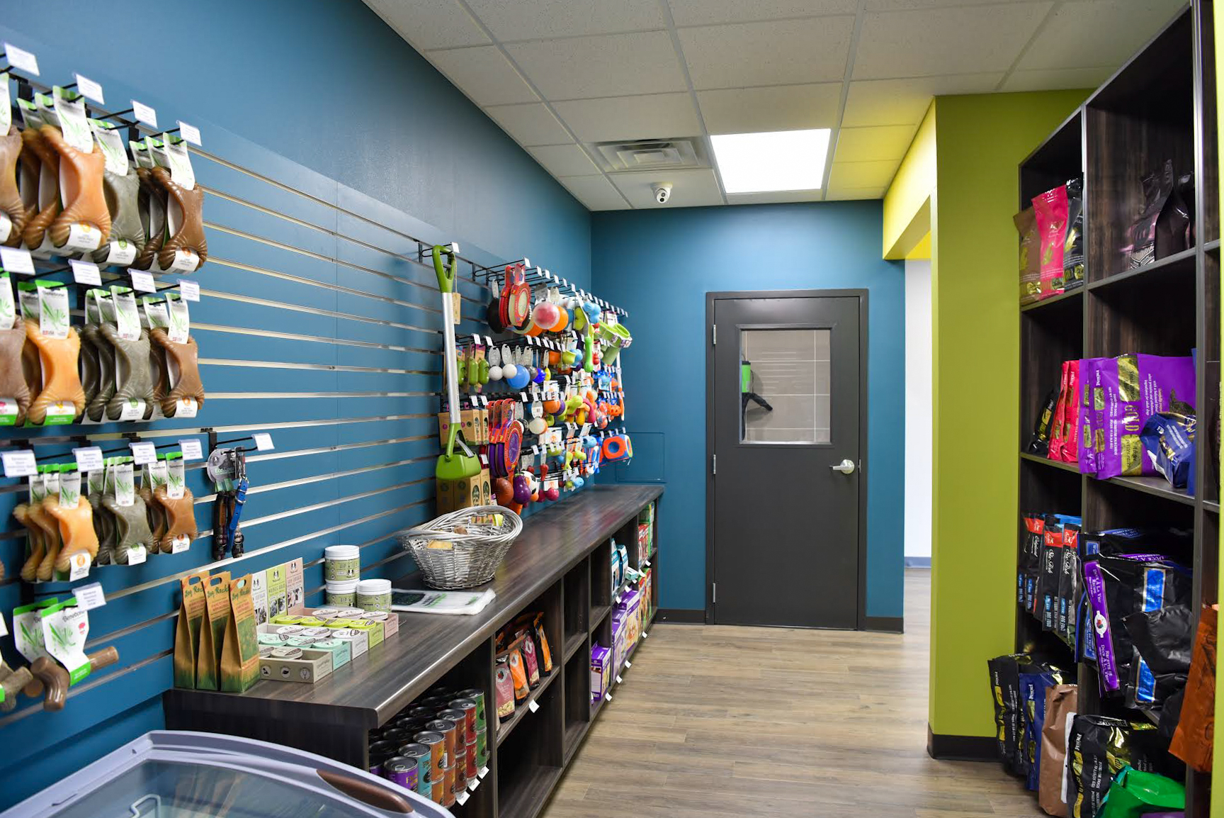 Leader of the Pack Doggie Daycare Supreme Structures, Inc.