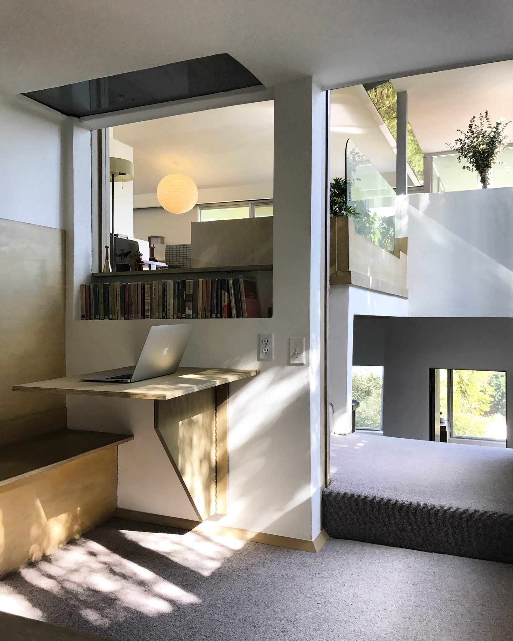 The Walker House → Suprstructur