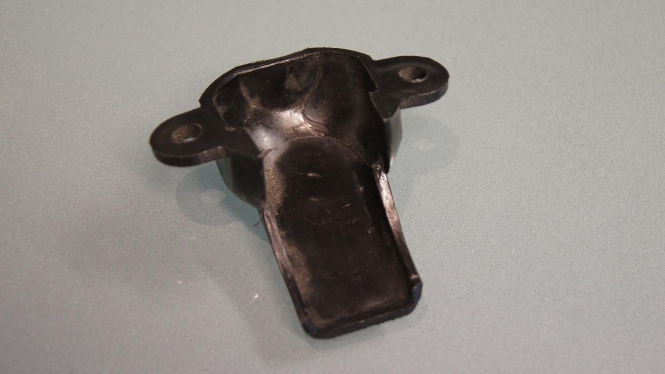 Schloss Abdeckung hinten - Premium Dachbox aus GFK von Mobila