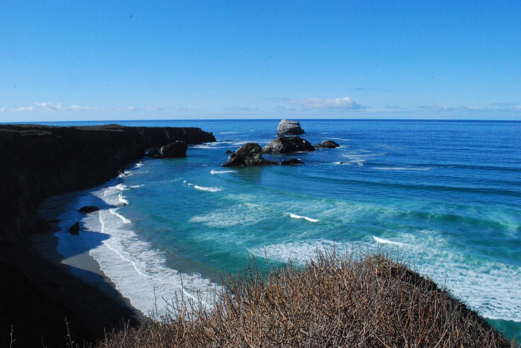 Wave Hunting And Surfing in Big Sur The Surfing Handbook