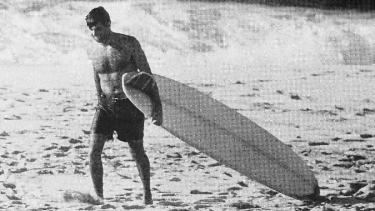 Gidget y Dora Un surfista en busca del paraíso, libro de Iñigo Urdinaga