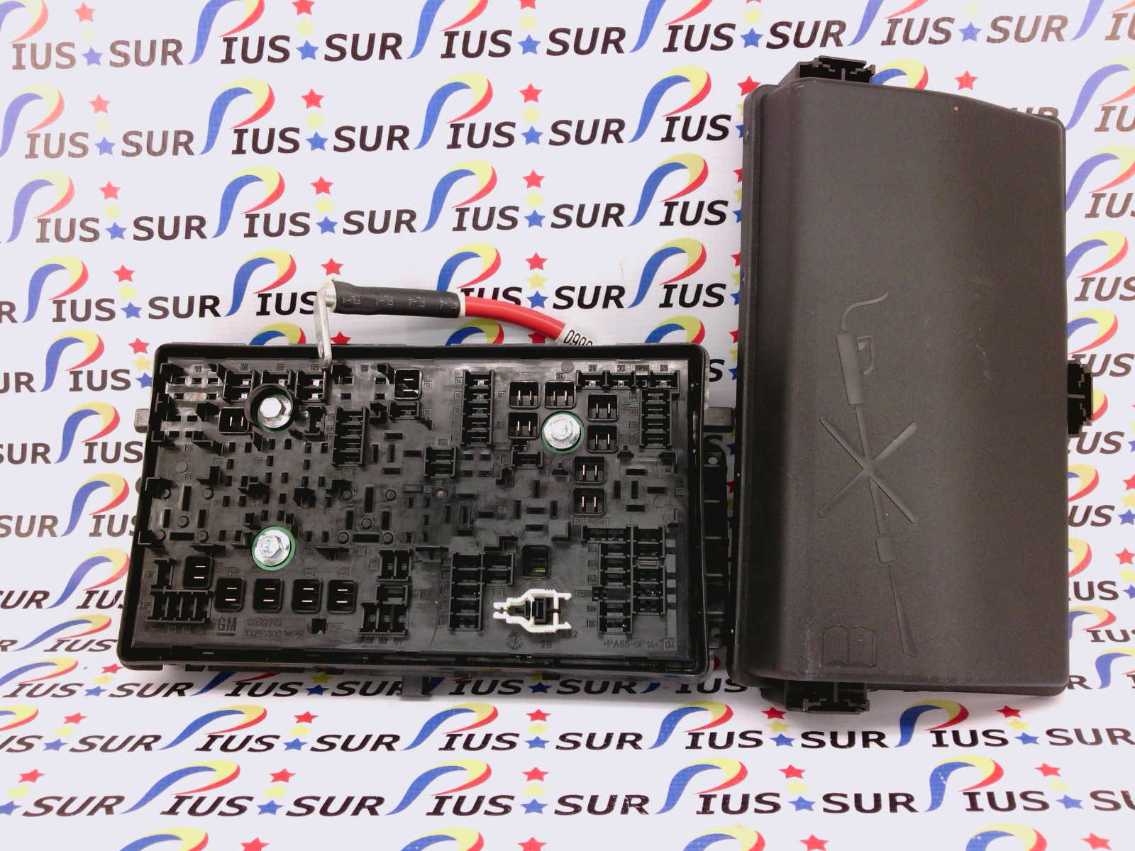 GM CHEVRELET CRUZ FUSE BOX PANEL ASSEMBLY 13222782 13 222 GM CHEVRELET CRUZ FUSE BOX PANEL ASSEMBLY 13222782 13 222