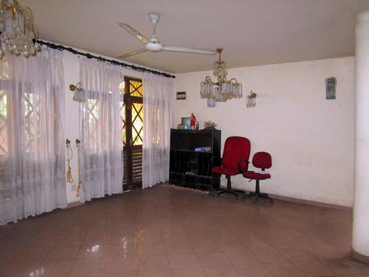 Two Storey Luxury House for Sale at Boralesgamuwa Surplus