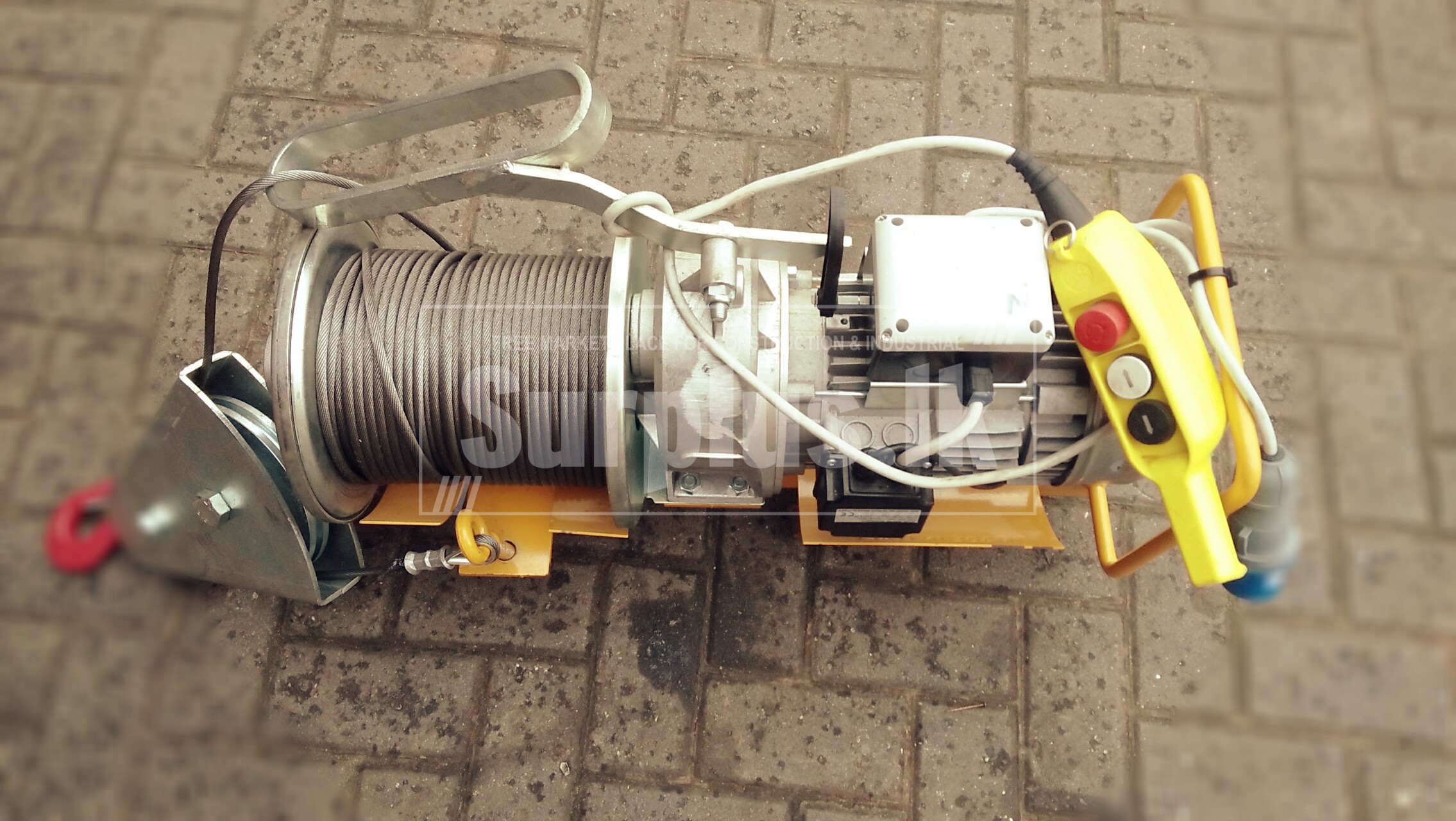1000KG ITALY HOIST Surplus