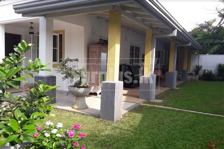 Two storied Luxury House for Immediate Sale in Boralesgamuwa Surplus