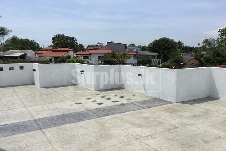 Modern UpStair House for Rent or Sale in Wattala Surplus