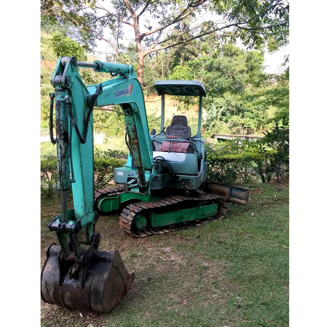 Yanmar B272 Excavator Surplus