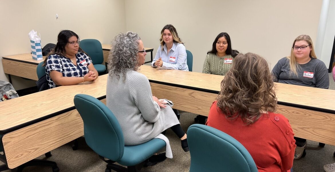 SCC Professional Development Students Hold Roundtable Discussion