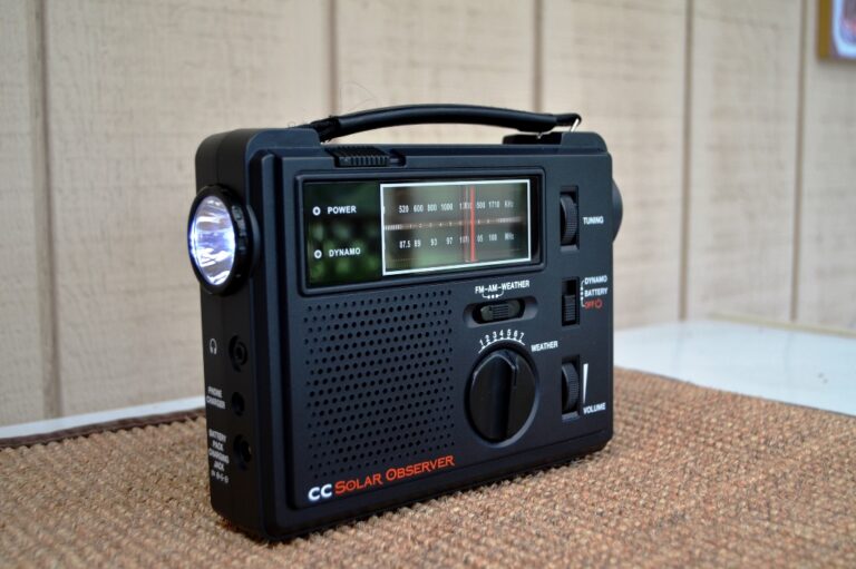 Best Solar Radio Hands on The Best Solar Radios on The Market