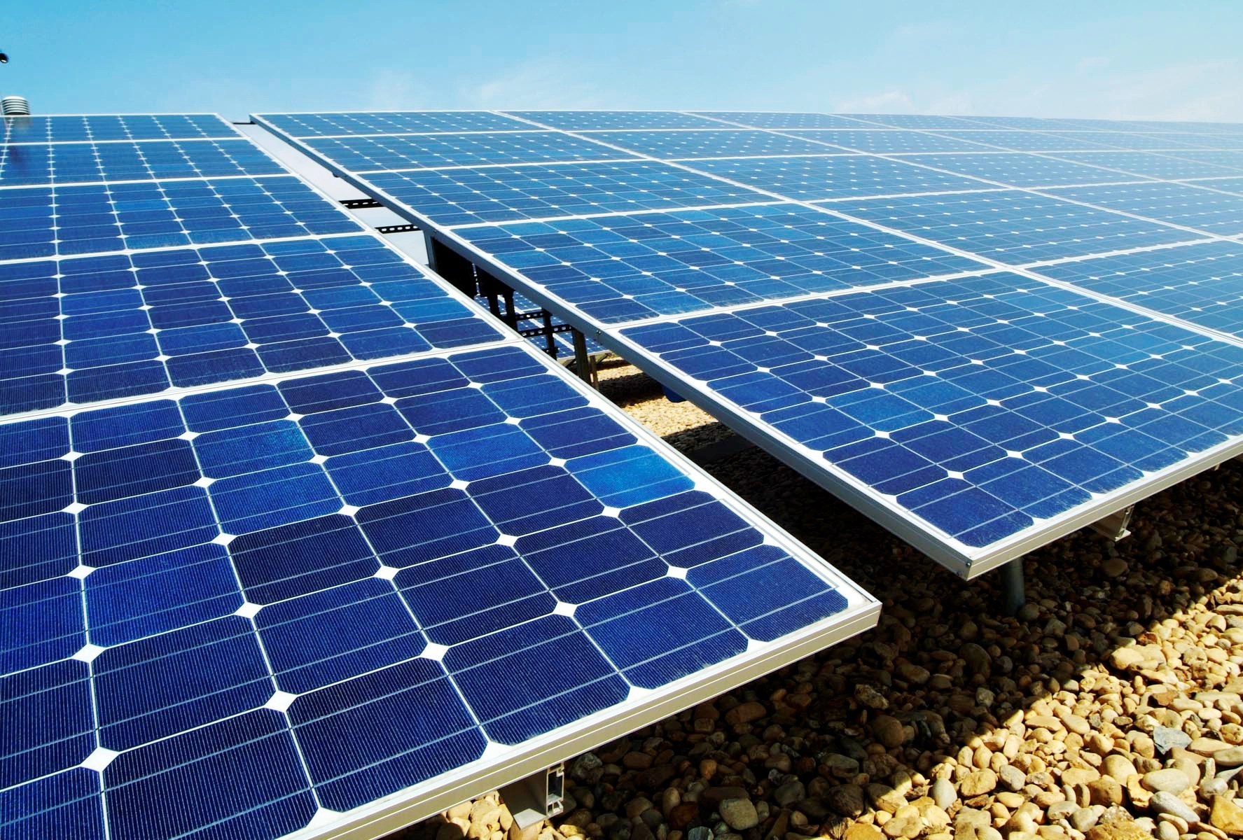 How Does Solar Energy Work Pros And Cons for Sustainable Energy