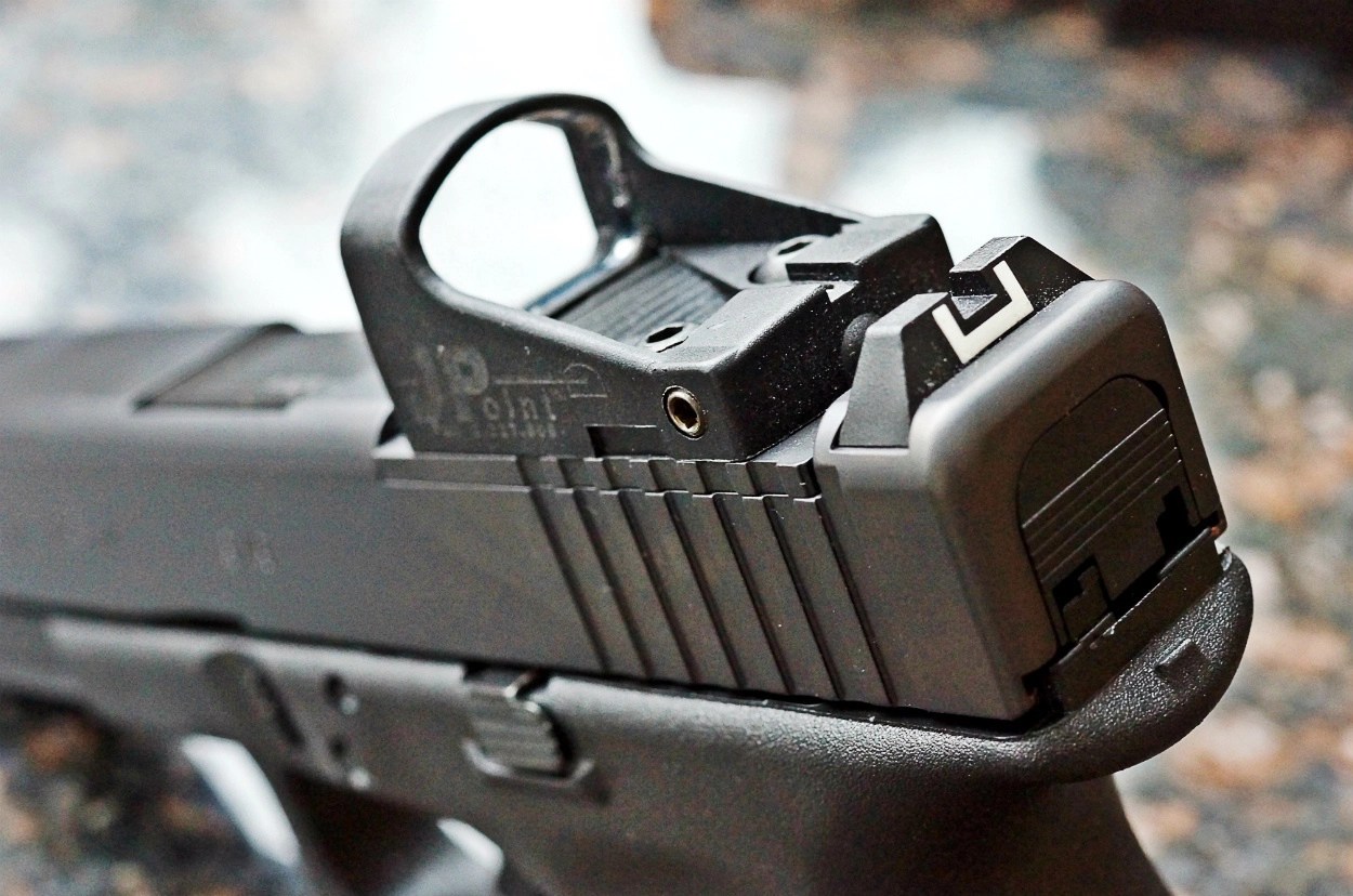 Best Pistol Reflex Sight Buying Guide and Top Products Picks