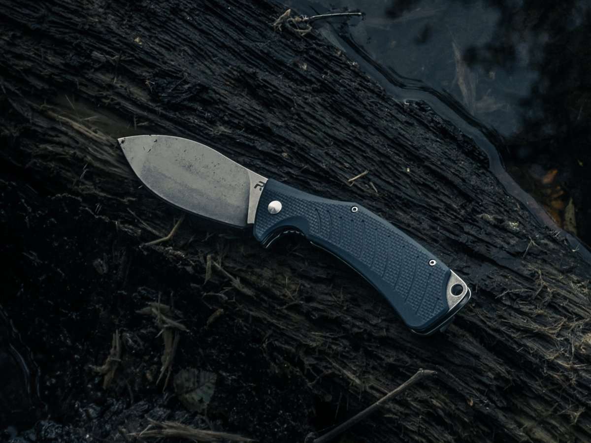 Top 10 Coolest Knives Every True Knife Lover Should Have In Their Arsenal