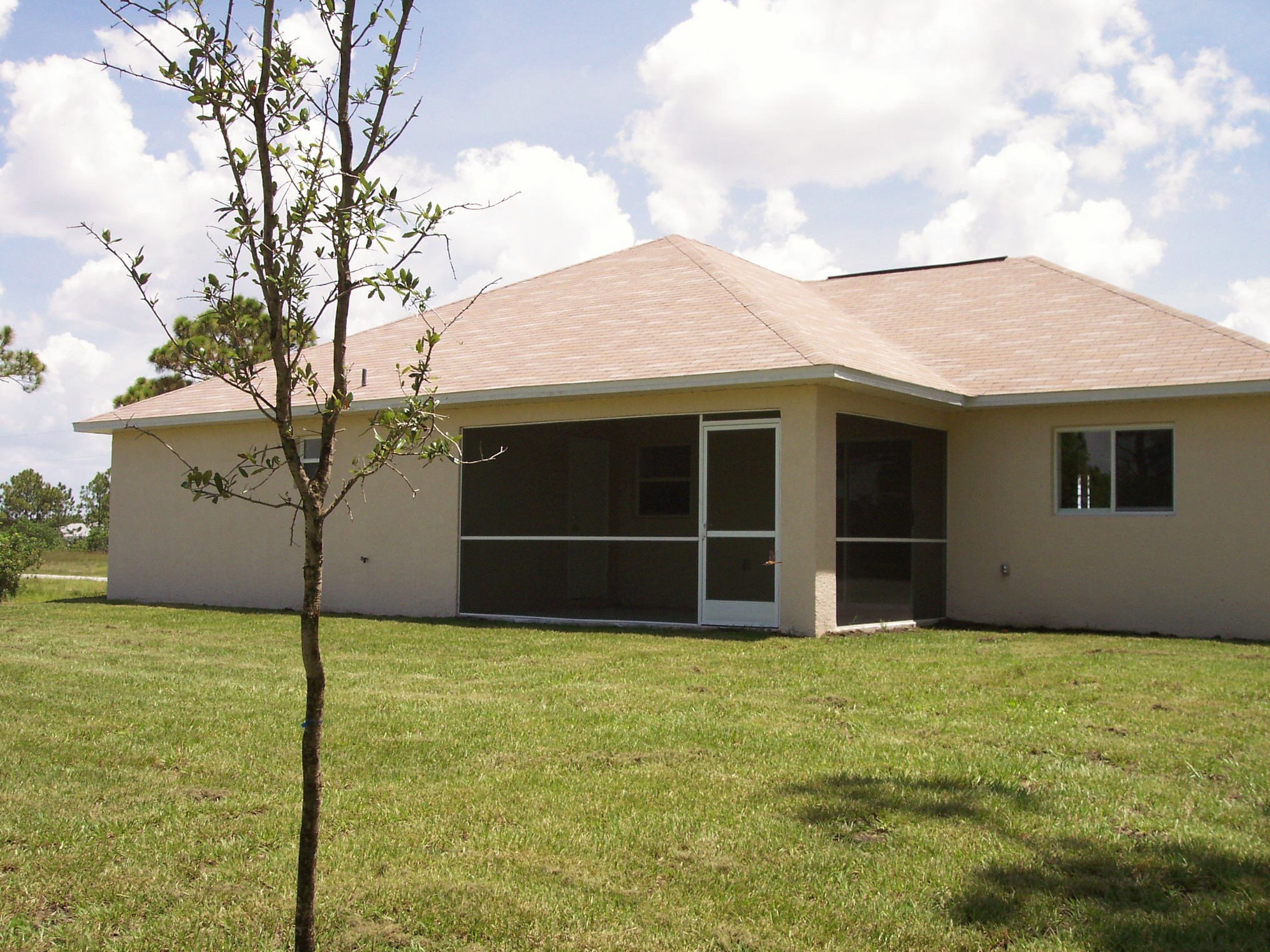 New 4 BED SHORT SALE home in NW Cape Coral, Florida for sale