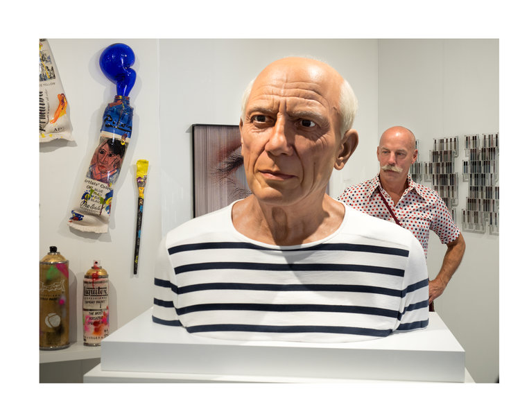 People Looking At Art Look Alike by Carol Eisenberg Susan Spiritus